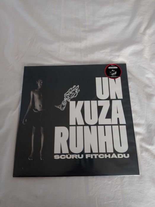 Scúru Fitchádu - “Un Kuza Runhu” LP (Novo)