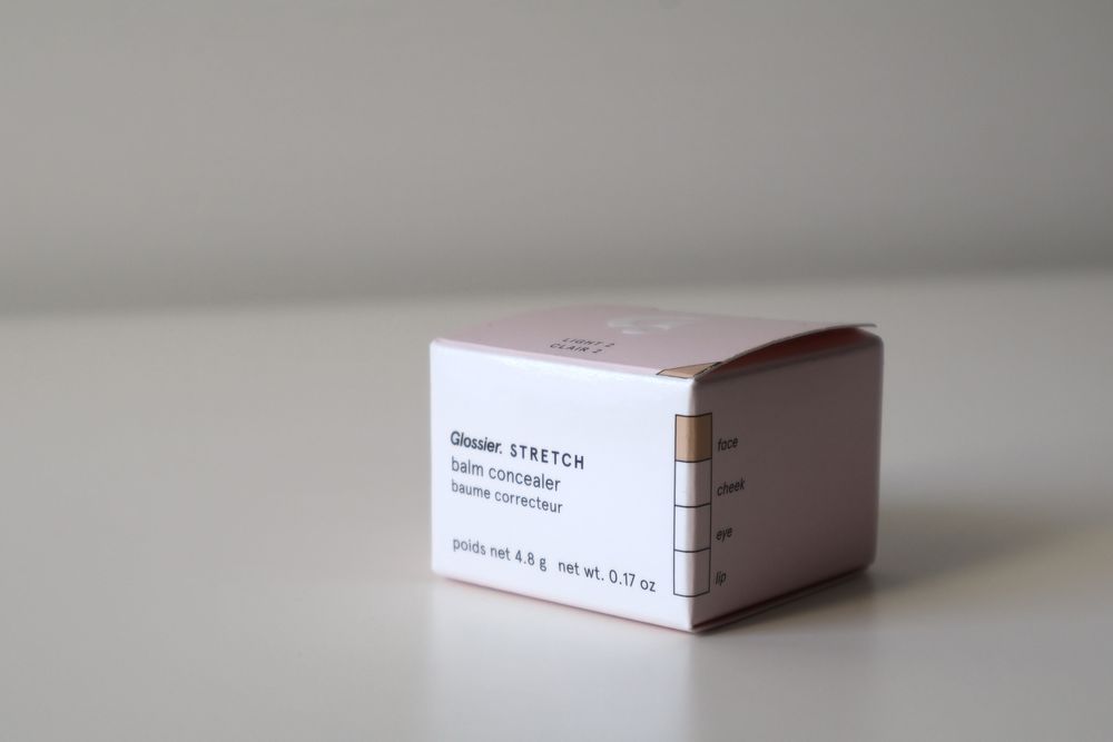 Corretor Glossier Stretch Concealer #L2 – PORTES INCLUÍDOS