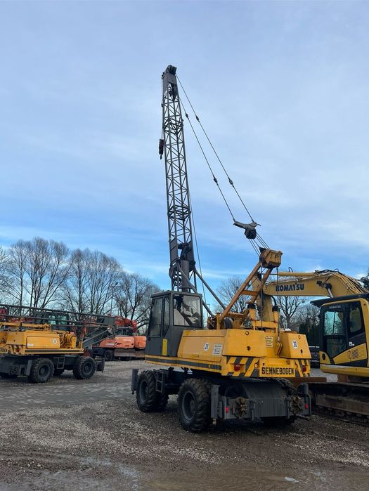 Sennebogen S612M  Dzwig kratowy,koparka,podwozie koparki,napęd 4x4,terenowy