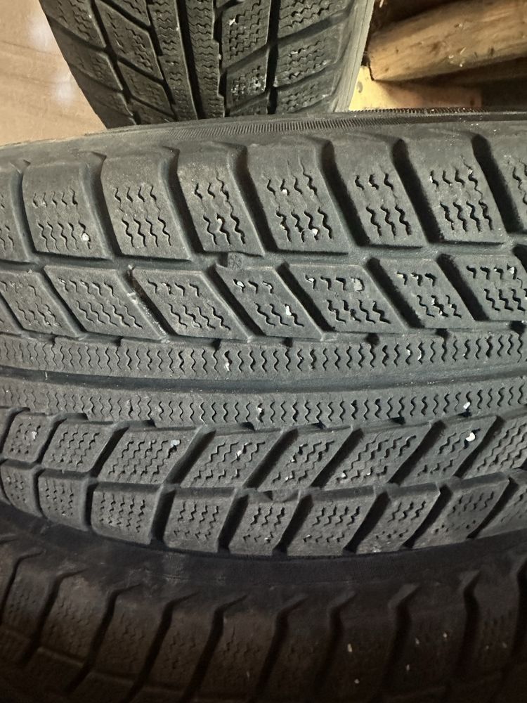 Колеса комплект зимові белшина 185/65 R14   20-22 рік