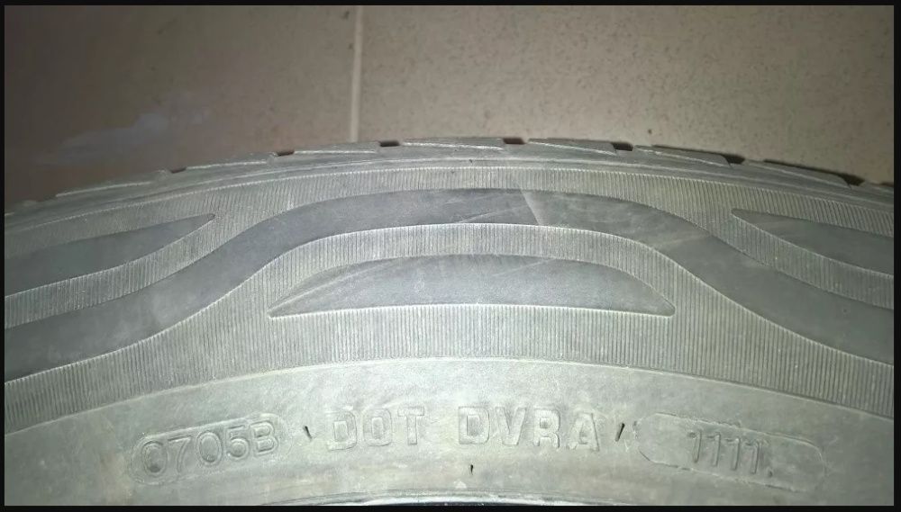 Komplet Opon całorocznych VREDESTEIN QUATRAC 3 215/65/16 98 H M+S