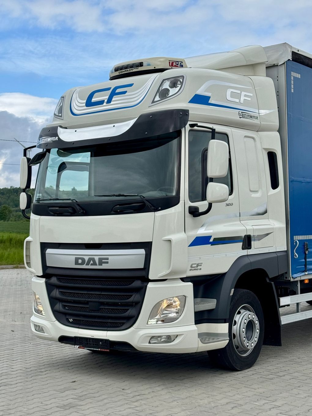 DAF CF 320 / FIRANKA / 24 EUROPALETY / SYPIALKA / AUTOMAT / KLIMA POSTOJOWA / 8 960 KG ŁADOWNOŚCI / 2017 ROK