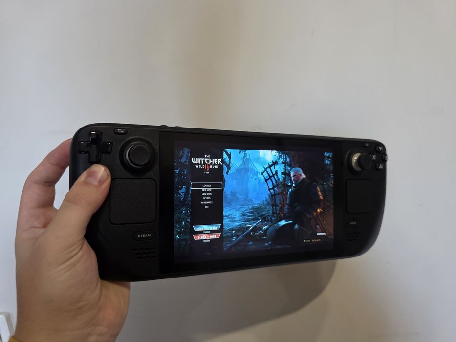 Steam Deck 512GB LCD — идеальное состояние, полный комплект