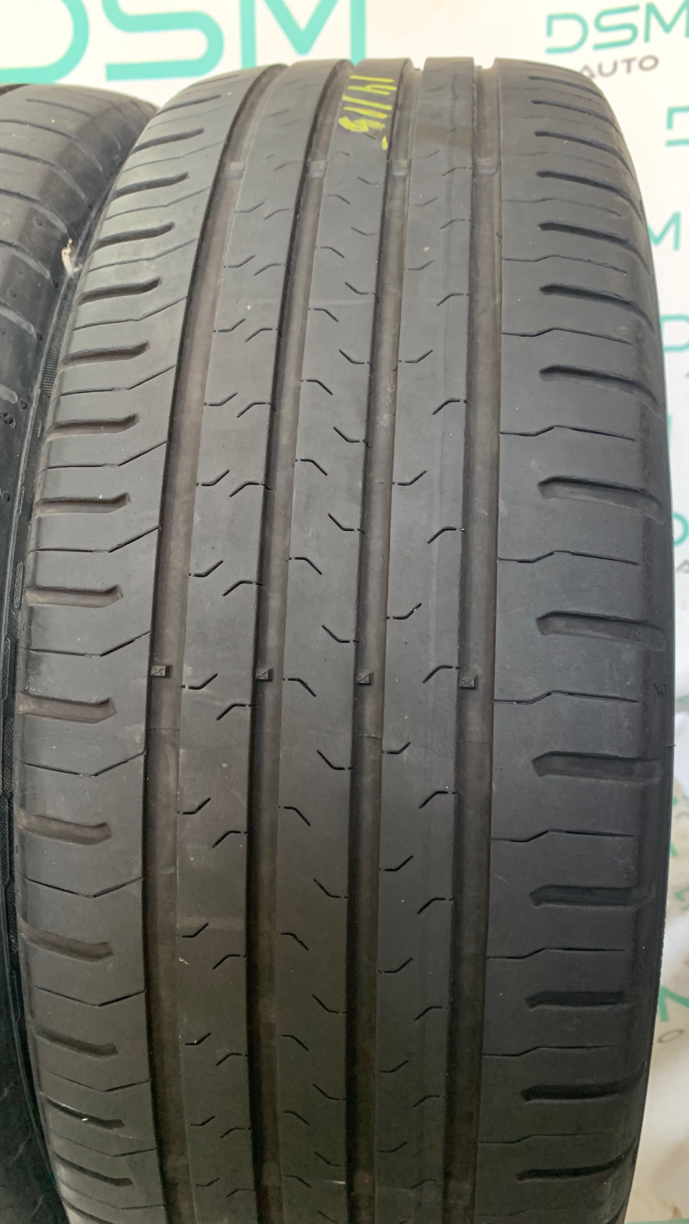 Скад шин б/в. 215/60 R17 Continental ContiEcoContact 5