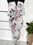 PrettyLittleThing sukienka midi hiszpanka falbana kwiaty wesele