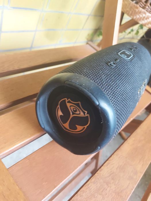 JBL charge 5 Tomorrowland edition,