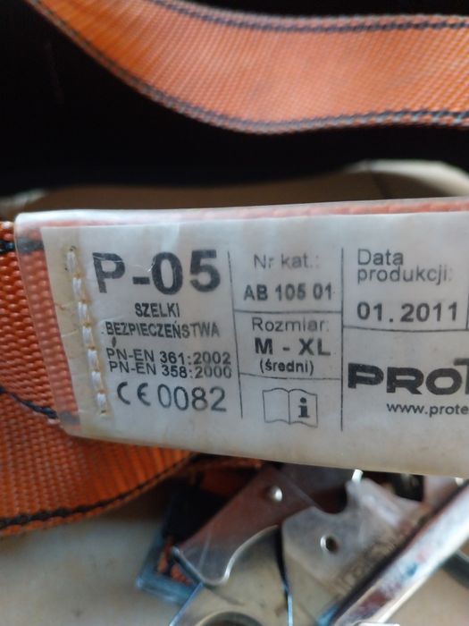 Szelki bezpieczeństwa używane z linką