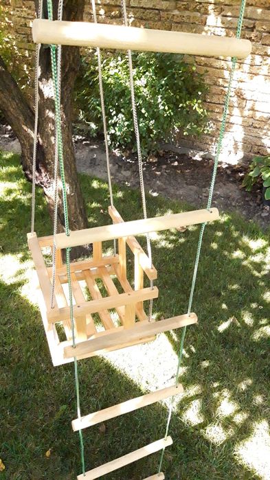 Гойдалка драбинка лазалка дерев'яна качеля спортивний комплекс нависне