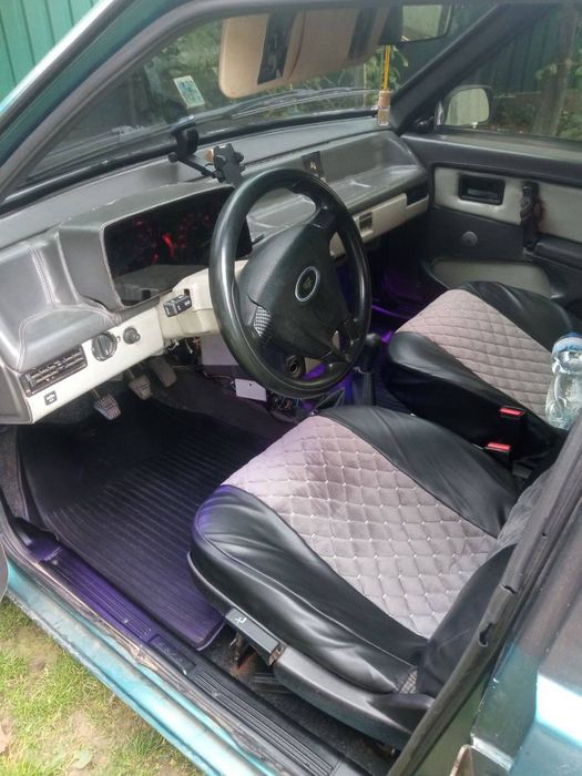 Ваз 21099 продам обін