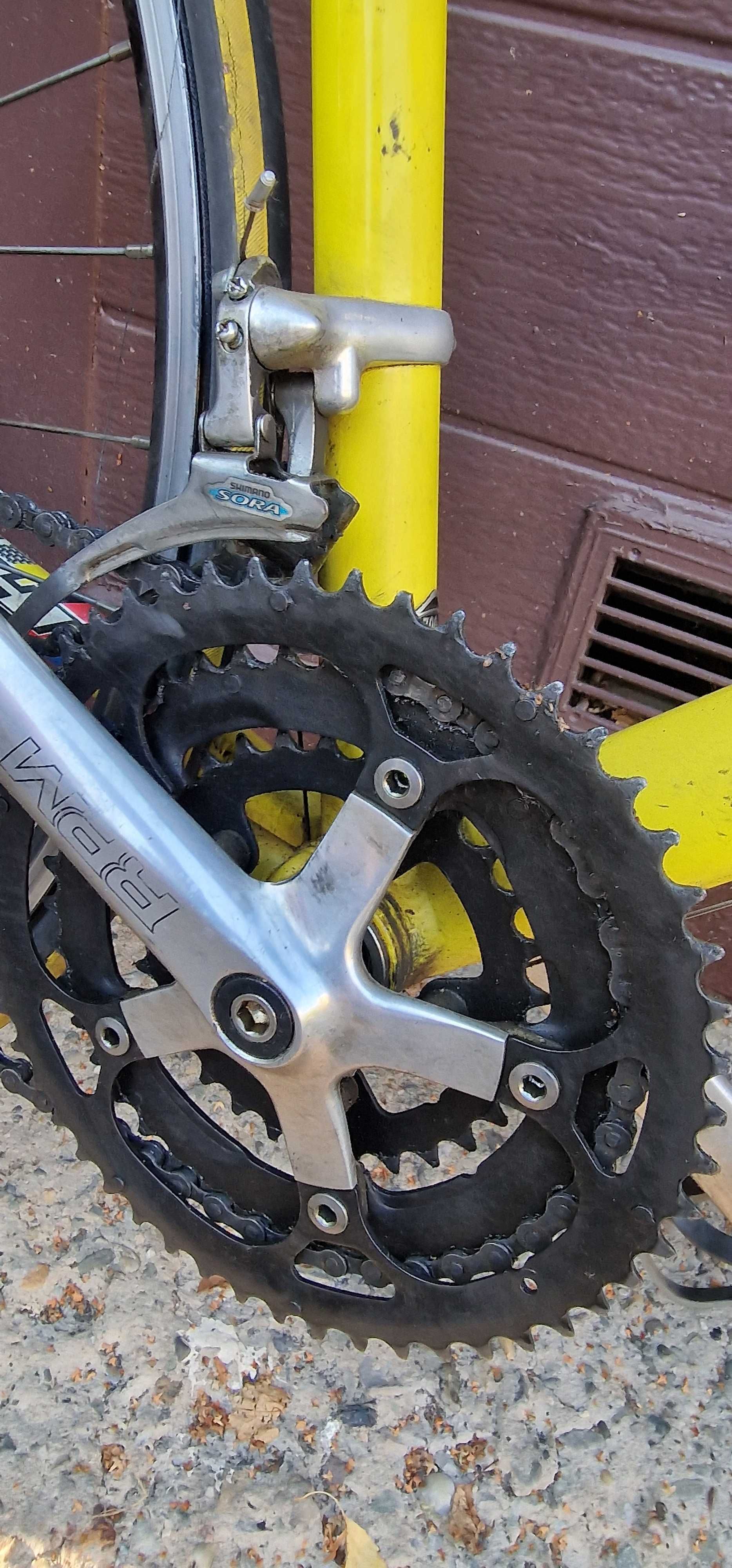 Rower szosowy firmy BH, Napęd shimano sora