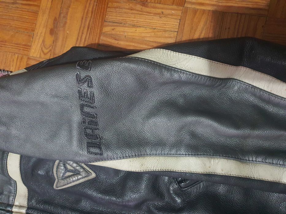 Casaco motard em pele Dainese tamanho L-52