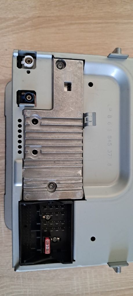 VW Tiguan radio CD nawigacja