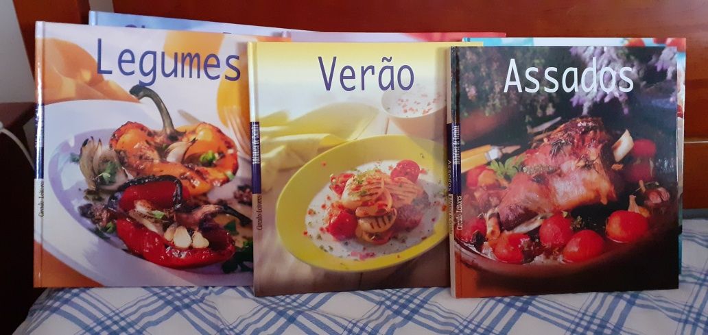 8 livros de cozinha como novos