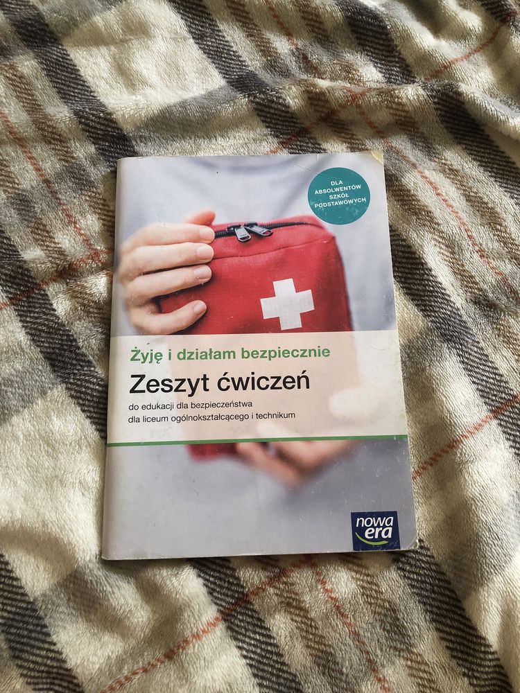 Żyję i działam bezpiecznie - zeszyt ćwiczeń do EDB nowa era
