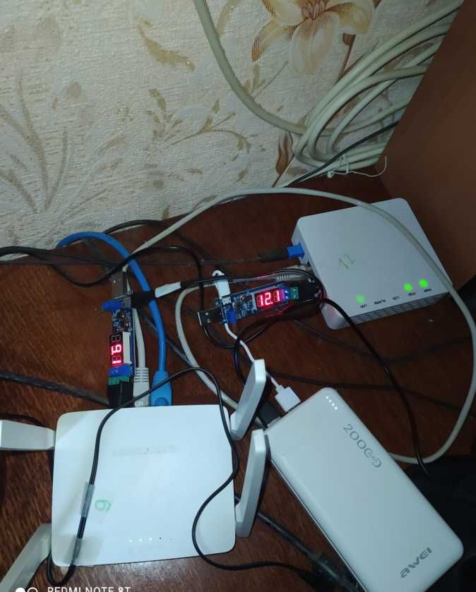 Повышающий и понижающий преобразователь напряжения с USB от 1.2-24В