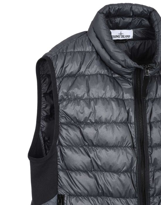 Жилет STONE ISLAND G0124 Garment Dyed Micro Yarn Down Gilet Steel Grey