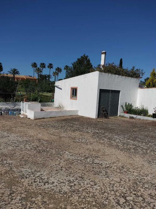 Quinta com Moradia no sitio do Poio - Mexilhoeira Grande