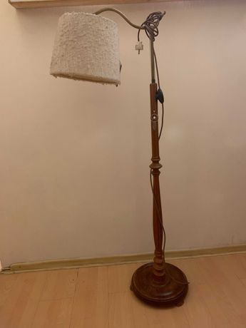 Stara retro lampa podłogowa klosz drewno