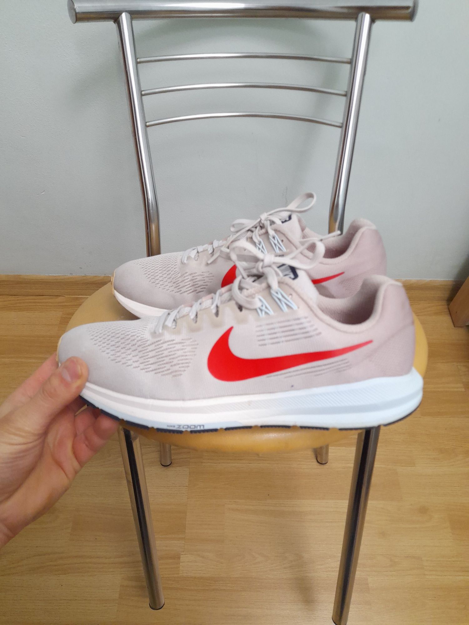 Кросівки Nike Zoom Structure Sneakers for Women