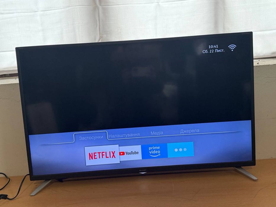 Телевізор Sharp – 40”, Full HD, Smart TV, ніжки та пульт