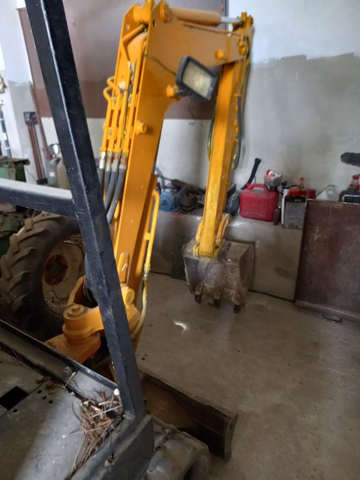 Mini giratória JCB