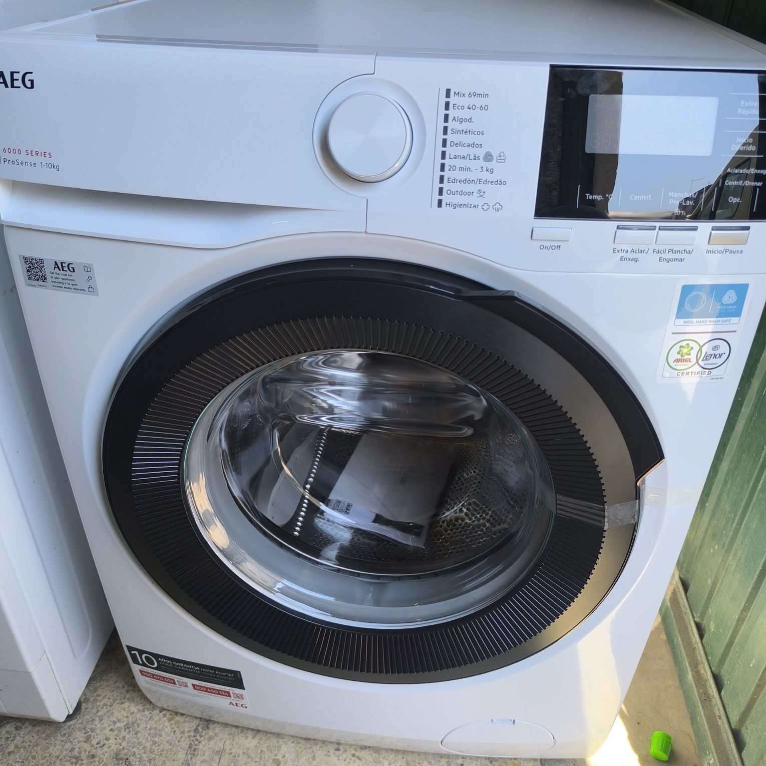 Maquina lavar roupa aeg 10kg (nova)