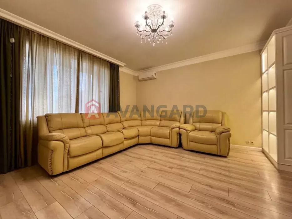 Продам 3-комнатную Слобожанское Брама