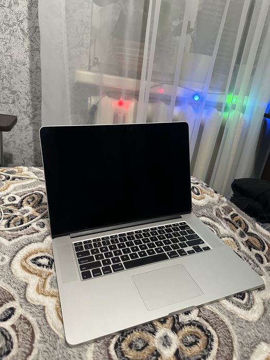 Macbook Pro 2013 15” 8/250gb ідеал