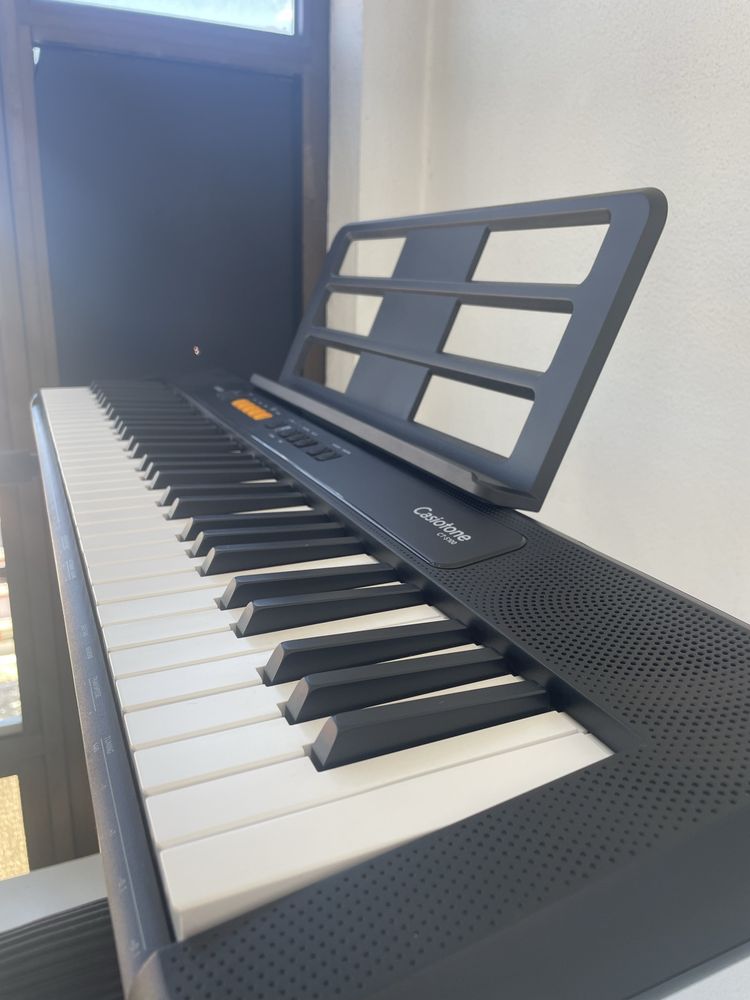 Teclado Casio CT-S100 + Suporte NOVO! Comece a tocar hoje!