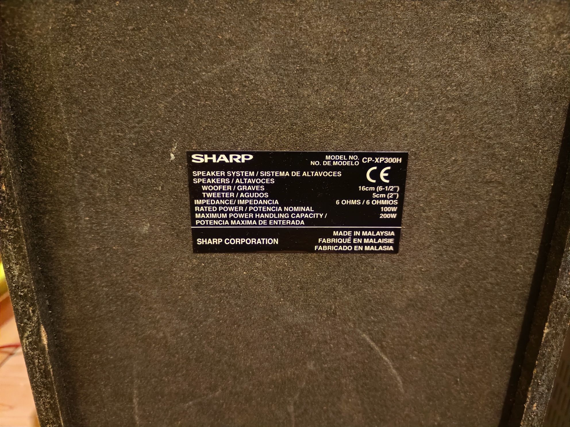 Wieża Sharp CD-XP300H