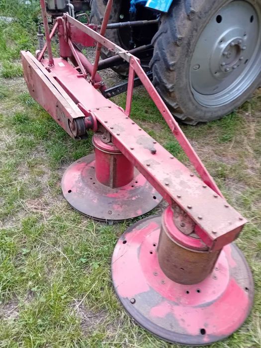 Продам косу роторну.