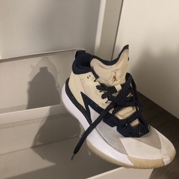 Tenis Jordan - ZW - Originais - Excelente - Edição Limitada
