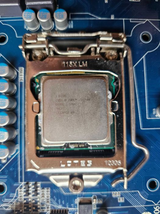 Płyta główna Gigabyte GA-H61M-S2PV (H61 PCI-E DDR3) rev. 2.1 + i5-2400