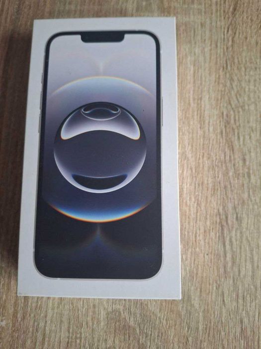 iPhone 16e аккумулятор 99%