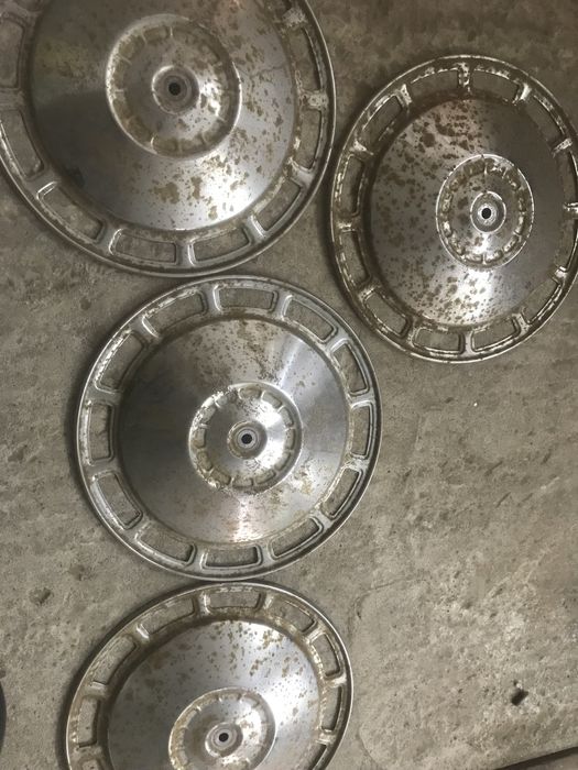 Продам колпаки на ваз