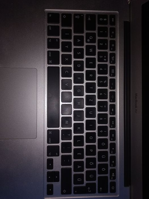 Apple MacBook 13.3 Ідеальний стан | i5 , 128SSD , 8DDR3