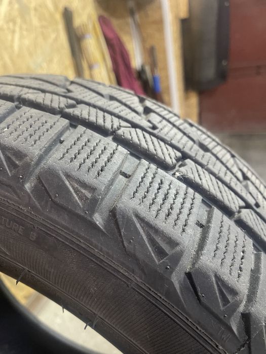 Продам резину 205/55р16 зима