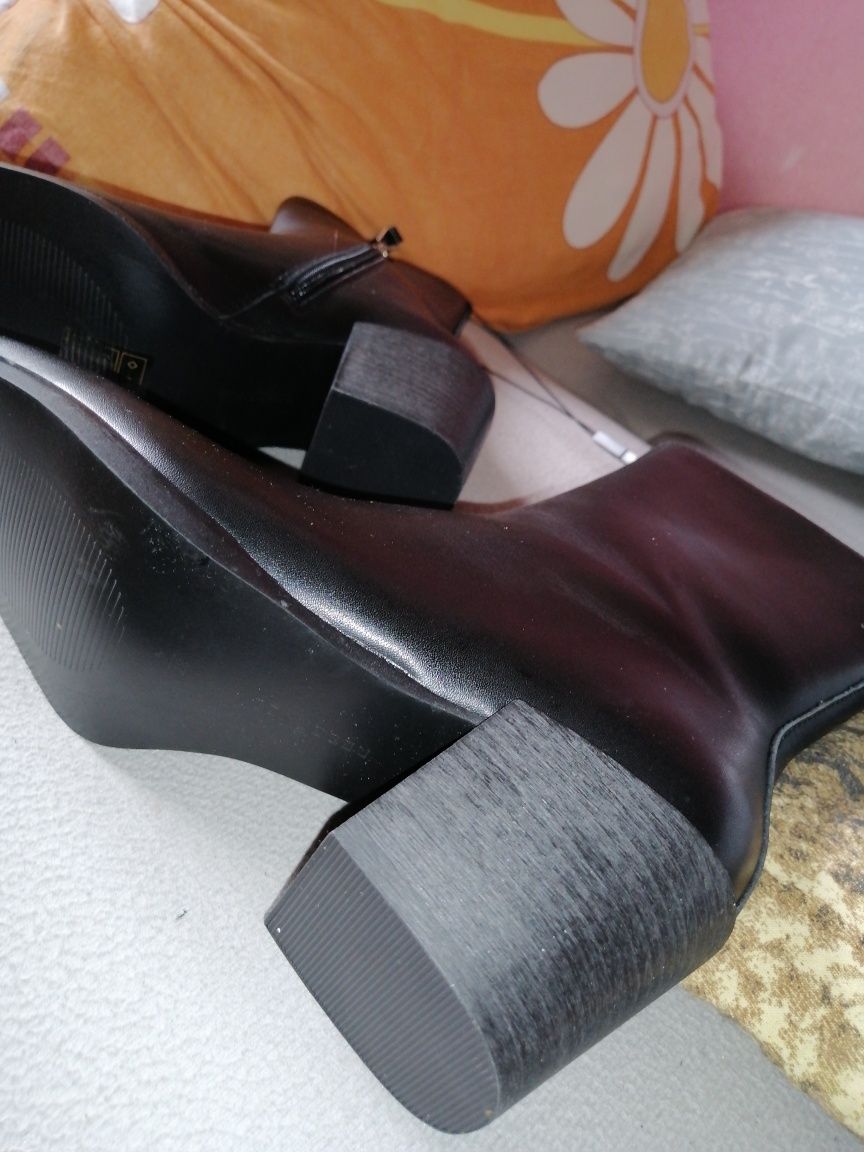 RESERVED PREMIUM nowe SKÓRZANE buty botki na klockowatym obcasie SKÓRA