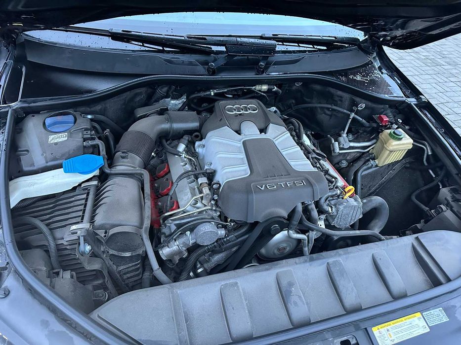 Audi Q7 Quattro  S-line Supercharged 2015 року 3.0 TFSI  (333к.с.)