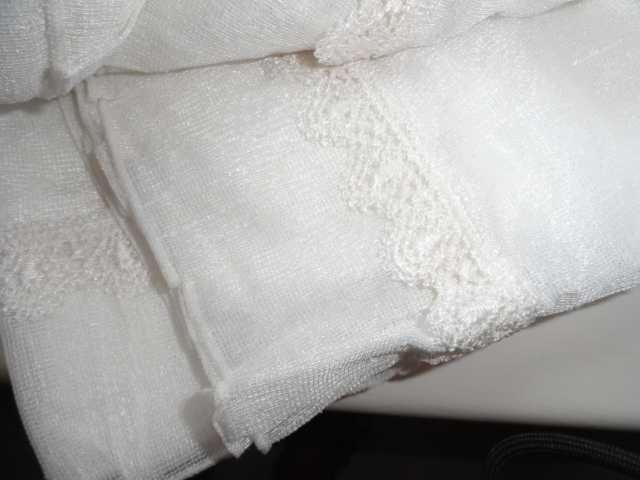 Dwie firany okienne szerokosc 4 m x wysokosc : 185 cm