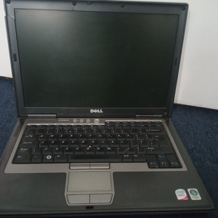Laptop Dell PP18L