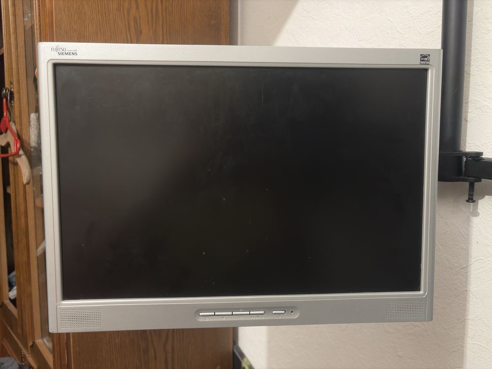 Statyw na 2 Monitory + 2 Monitory