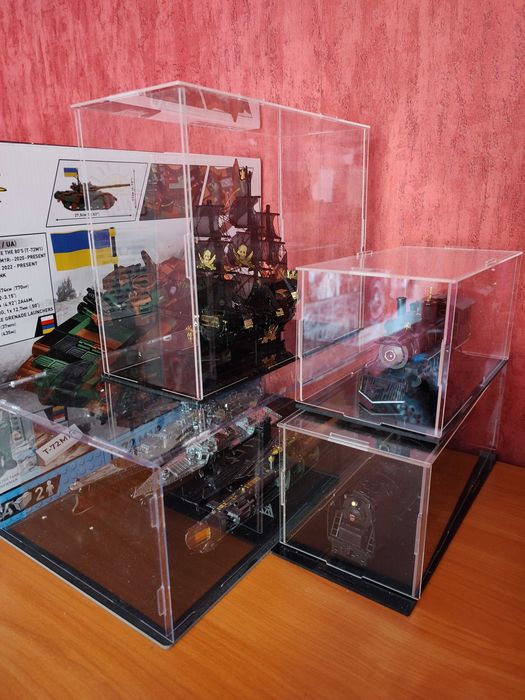 Latający Holender Piraci z Karaibów metalowy model Piececool+gablota