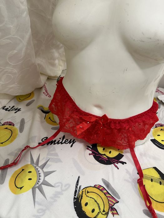 Cueca fio dental vermelha tamanho 38