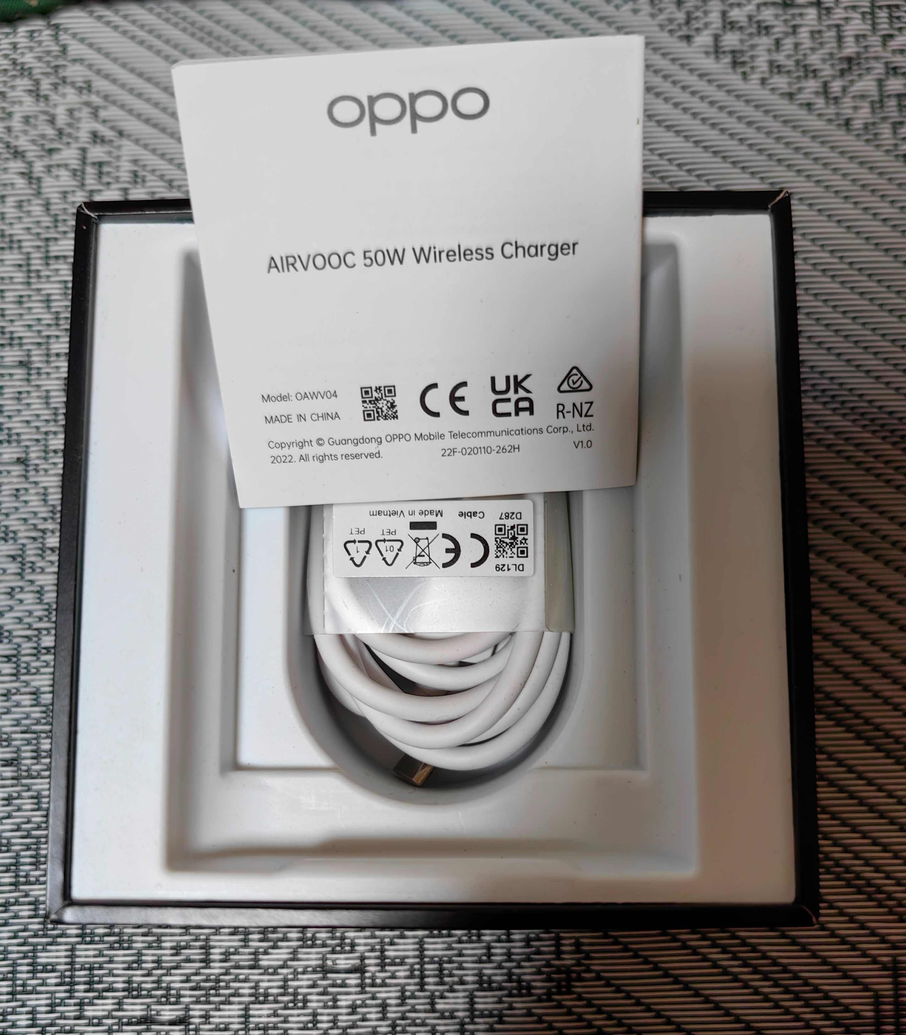 OPPO Airvooc 50W Wireless Charger. Беспроводная зарядка