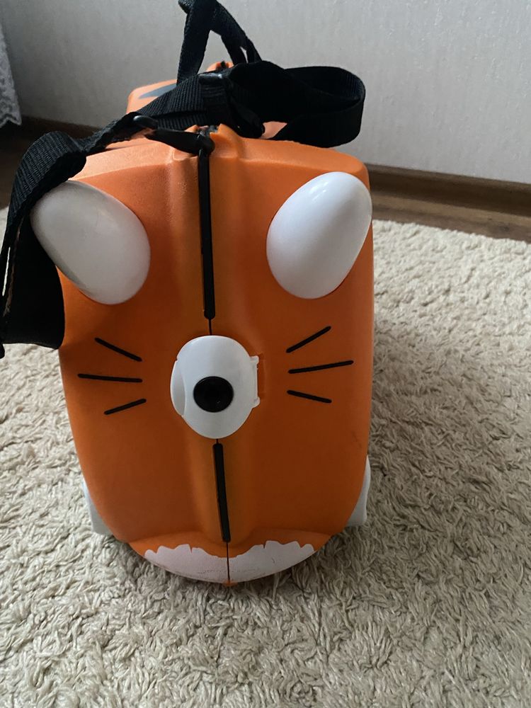 Чемодан trunki