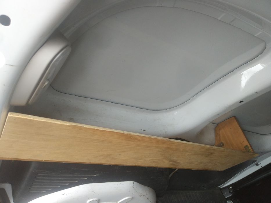 Prateleiras para kangoo 15-21