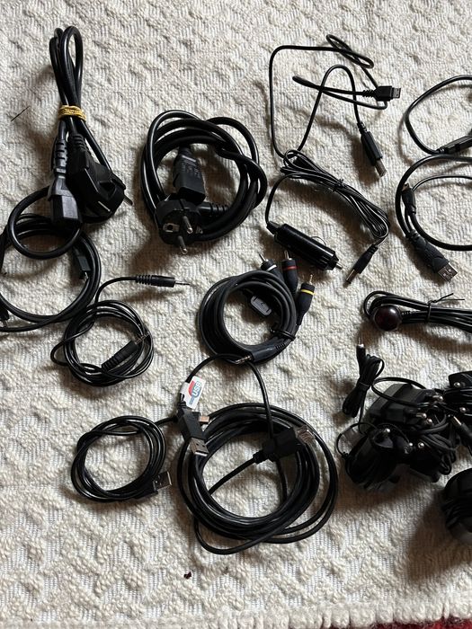 Шнур живлення/зарядне nokia/usb/перехідники, кабелі
