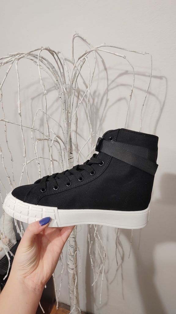 Nowe buty sneakersy trampki czarne na platformie wysokie z kieszonką