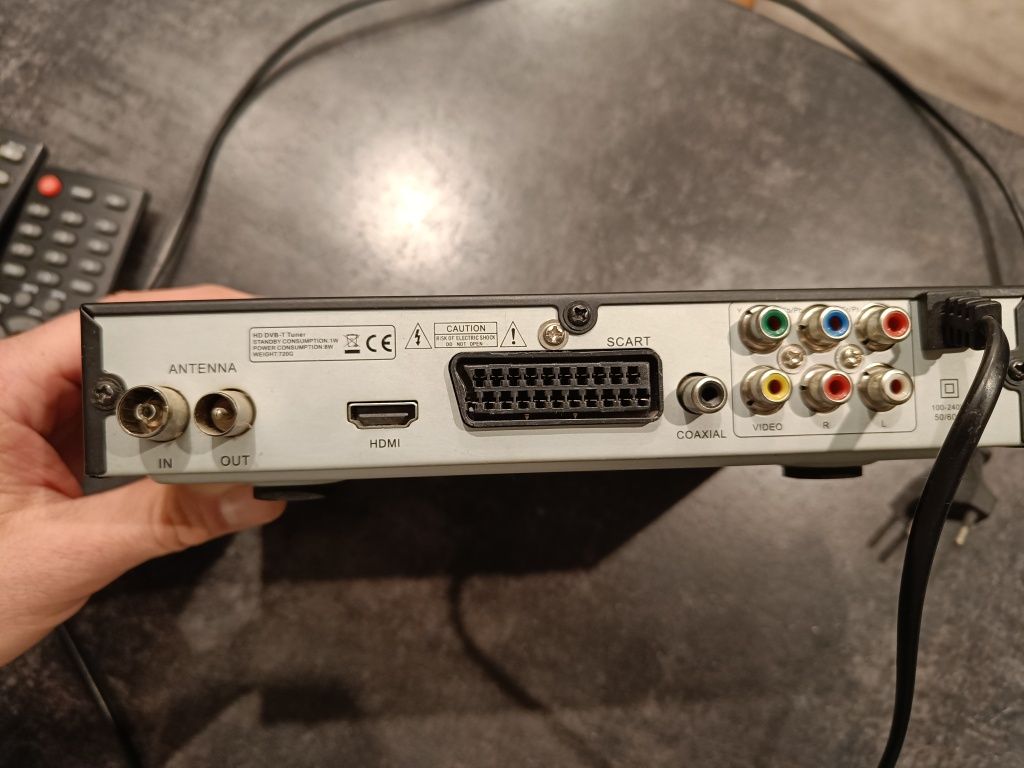 Dekoder DVB-T manta dwa piloty